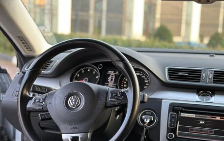 Volkswagen Passat CC I рестайлинг, 2013 год, 1 350 000 рублей, 22 фотография
