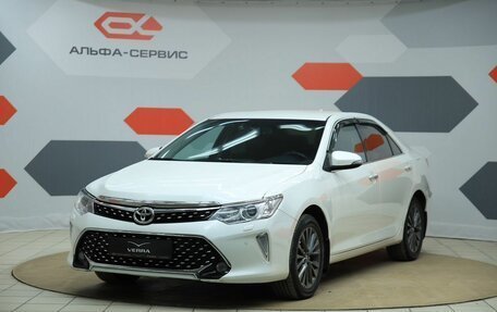 Toyota Camry, 2017 год, 2 350 000 рублей, 1 фотография