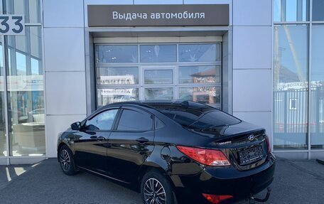 Hyundai Solaris II рестайлинг, 2015 год, 950 000 рублей, 7 фотография