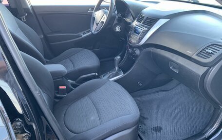 Hyundai Solaris II рестайлинг, 2015 год, 950 000 рублей, 13 фотография