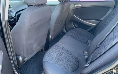 Hyundai Solaris II рестайлинг, 2015 год, 950 000 рублей, 14 фотография