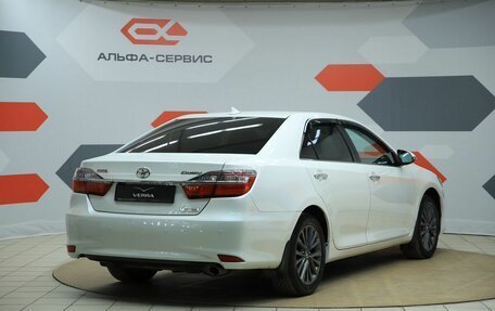 Toyota Camry, 2017 год, 2 350 000 рублей, 5 фотография