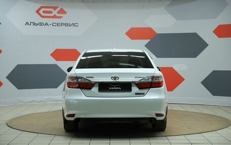 Toyota Camry, 2017 год, 2 350 000 рублей, 6 фотография