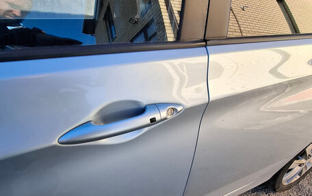 Hyundai Solaris II рестайлинг, 2011 год, 825 000 рублей, 8 фотография