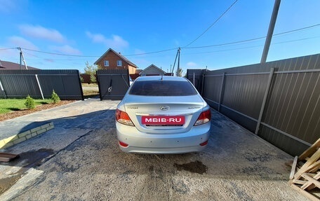 Hyundai Solaris II рестайлинг, 2011 год, 825 000 рублей, 5 фотография