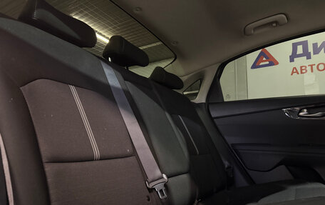 KIA Cerato IV, 2019 год, 1 620 000 рублей, 15 фотография