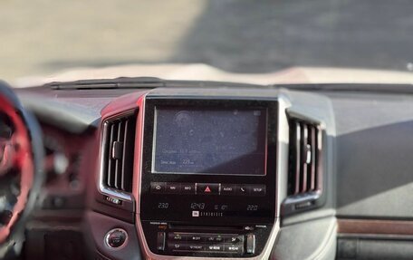 Toyota Land Cruiser 200, 2019 год, 6 600 000 рублей, 12 фотография