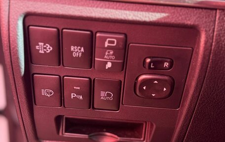 Toyota Land Cruiser 200, 2019 год, 6 600 000 рублей, 17 фотография