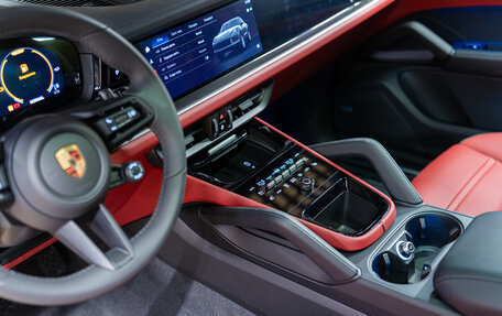 Porsche Cayenne III, 2025 год, 18 390 000 рублей, 17 фотография