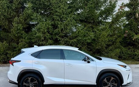 Lexus NX I, 2021 год, 3 800 000 рублей, 7 фотография