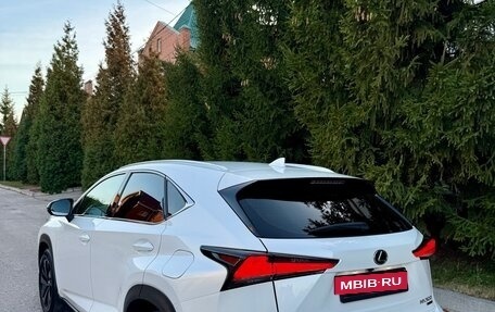 Lexus NX I, 2021 год, 3 800 000 рублей, 4 фотография