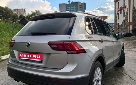 Volkswagen Tiguan II, 2019 год, 2 500 000 рублей, 8 фотография