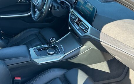BMW 3 серия, 2019 год, 3 700 000 рублей, 9 фотография