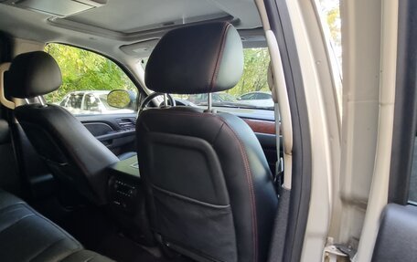 Chevrolet Tahoe III, 2012 год, 2 100 000 рублей, 18 фотография