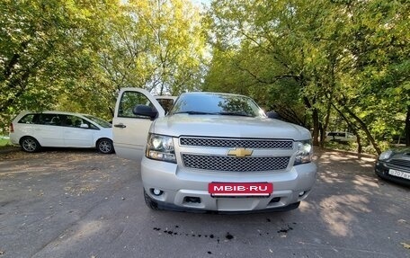 Chevrolet Tahoe III, 2012 год, 2 100 000 рублей, 21 фотография