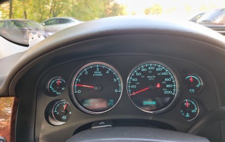 Chevrolet Tahoe III, 2012 год, 2 100 000 рублей, 33 фотография