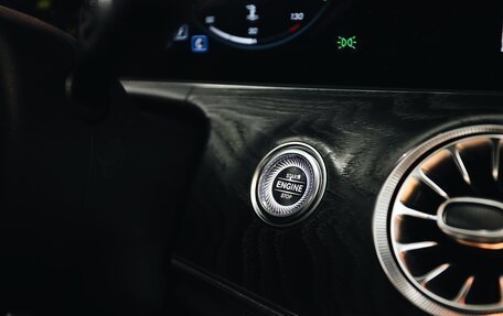 Mercedes-Benz E-Класс, 2021 год, 4 600 000 рублей, 11 фотография