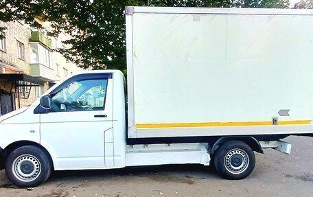 Volkswagen Transporter T5 рестайлинг, 2012 год, 999 999 рублей, 2 фотография