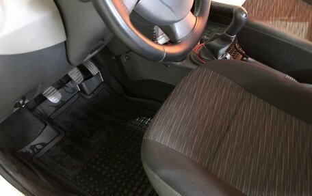 Renault Sandero I, 2010 год, 650 000 рублей, 5 фотография