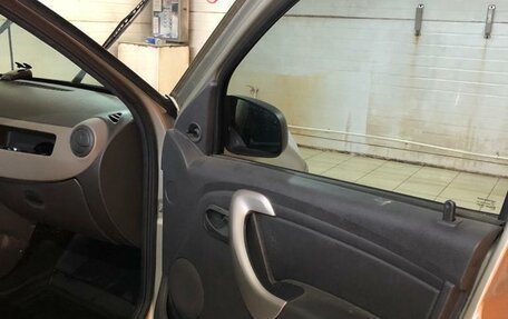Renault Sandero I, 2010 год, 650 000 рублей, 6 фотография