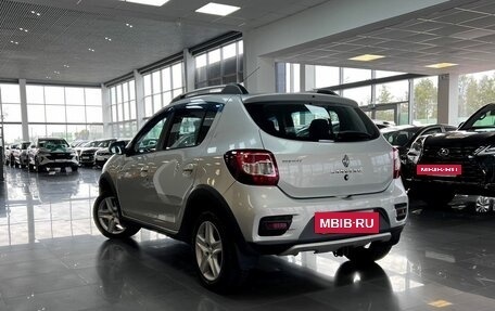 Renault Sandero II рестайлинг, 2017 год, 1 075 000 рублей, 6 фотография
