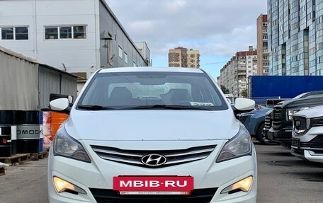 Hyundai Solaris II рестайлинг, 2015 год, 799 000 рублей, 2 фотография
