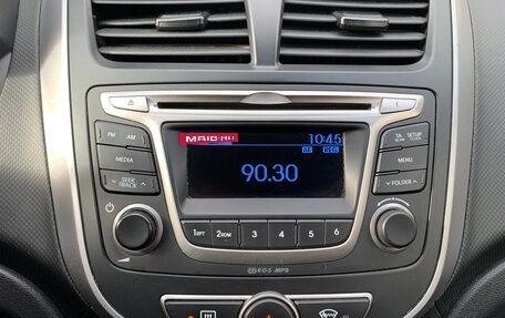 Hyundai Solaris II рестайлинг, 2015 год, 799 000 рублей, 14 фотография