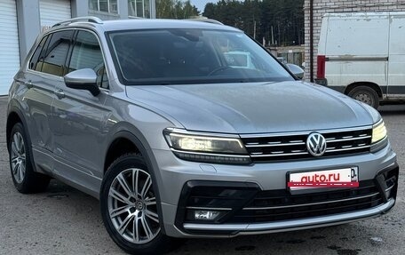 Volkswagen Tiguan II, 2019 год, 2 850 000 рублей, 1 фотография