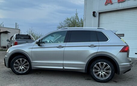 Volkswagen Tiguan II, 2019 год, 2 850 000 рублей, 6 фотография