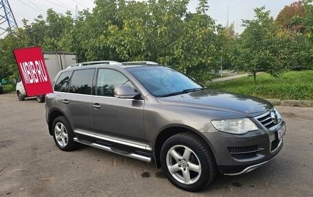Volkswagen Touareg III, 2008 год, 1 400 000 рублей, 2 фотография