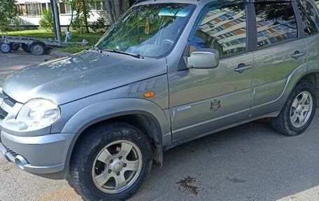 Chevrolet Niva I рестайлинг, 2011 год, 400 000 рублей, 5 фотография