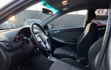 Hyundai Solaris II рестайлинг, 2011 год, 700 000 рублей, 3 фотография