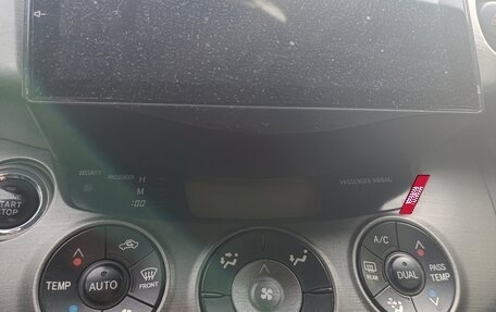 Toyota RAV4, 2011 год, 1 750 000 рублей, 5 фотография
