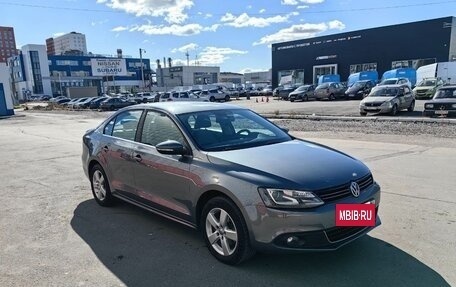 Volkswagen Jetta VI, 2014 год, 1 350 000 рублей, 3 фотография