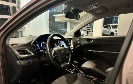 Hyundai Solaris II рестайлинг, 2019 год, 1 660 000 рублей, 22 фотография