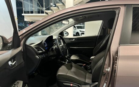 Hyundai Solaris II рестайлинг, 2019 год, 1 660 000 рублей, 16 фотография