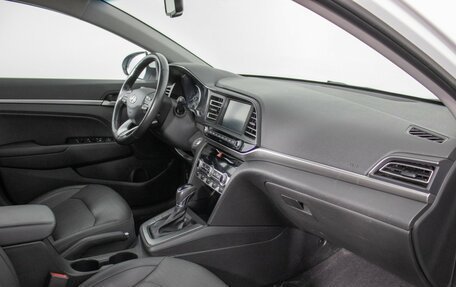 Hyundai Elantra VI рестайлинг, 2019 год, 1 720 000 рублей, 9 фотография