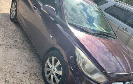 Hyundai Solaris II рестайлинг, 2011 год, 440 000 рублей, 6 фотография