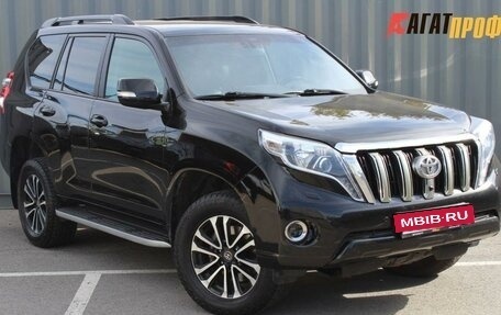 Toyota Land Cruiser Prado 150 рестайлинг 2, 2011 год, 2 350 000 рублей, 3 фотография