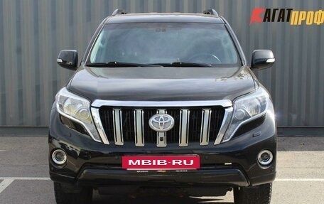 Toyota Land Cruiser Prado 150 рестайлинг 2, 2011 год, 2 350 000 рублей, 2 фотография