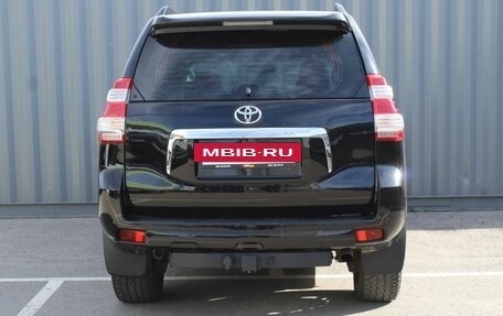 Toyota Land Cruiser Prado 150 рестайлинг 2, 2011 год, 2 350 000 рублей, 9 фотография