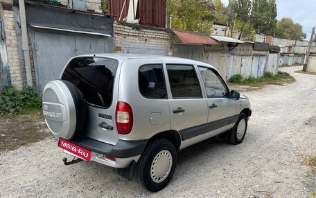Chevrolet Niva I рестайлинг, 2004 год, 355 000 рублей, 2 фотография