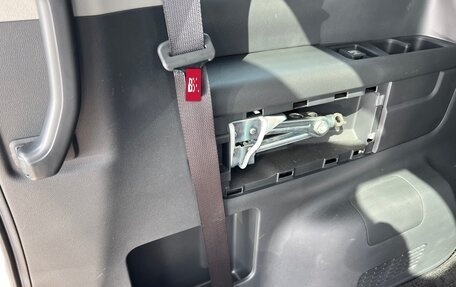 Honda Stepwgn IV, 2018 год, 2 540 000 рублей, 25 фотография