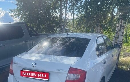 Skoda Rapid I, 2015 год, 600 000 рублей, 3 фотография