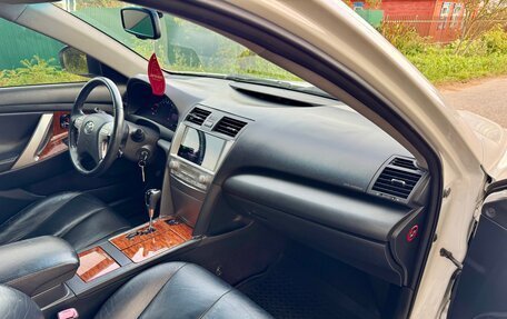 Toyota Camry, 2010 год, 1 137 000 рублей, 6 фотография