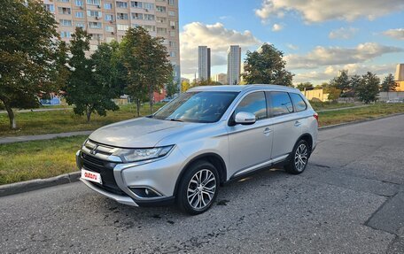 Mitsubishi Outlander III рестайлинг 3, 2016 год, 1 870 000 рублей, 5 фотография
