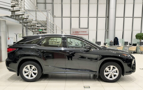 Lexus RX IV рестайлинг, 2017 год, 3 360 000 рублей, 4 фотография