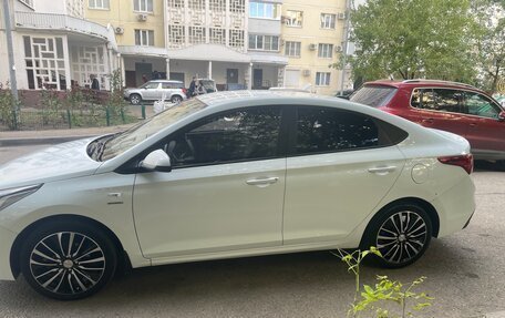 Hyundai Solaris II рестайлинг, 2019 год, 1 350 000 рублей, 8 фотография