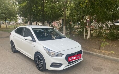 Hyundai Solaris II рестайлинг, 2019 год, 1 350 000 рублей, 11 фотография