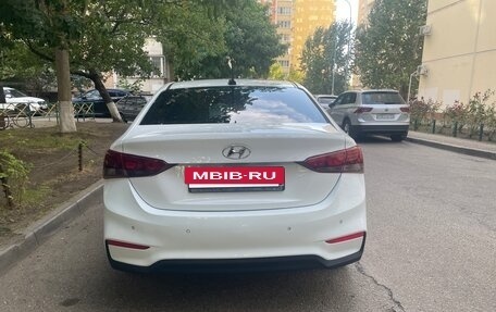 Hyundai Solaris II рестайлинг, 2019 год, 1 350 000 рублей, 13 фотография